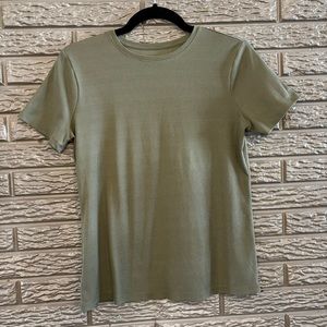 Ribbed Green T-shirt